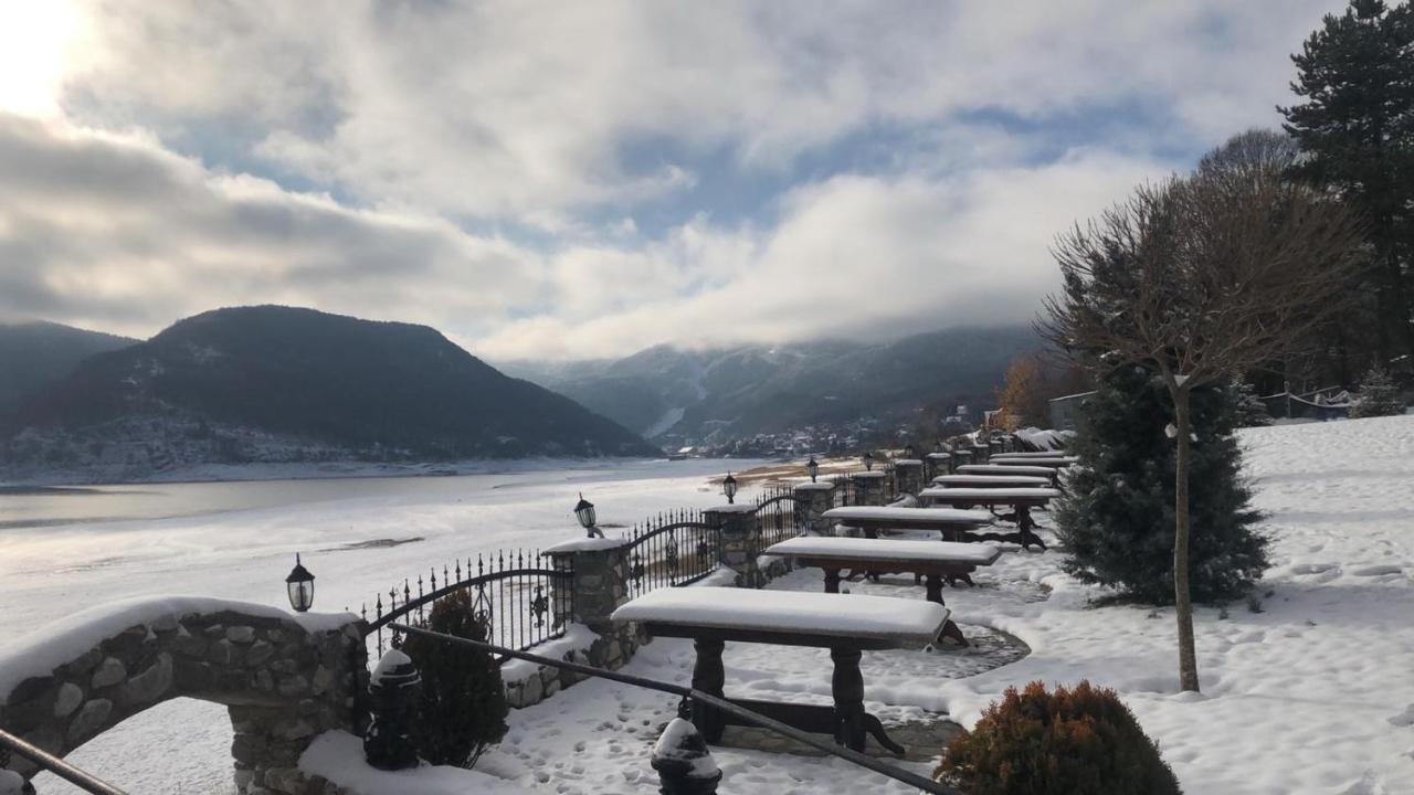 Rey Hotel Mavrovo Exterior photo