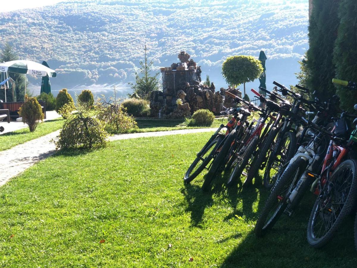 Rey Hotel Mavrovo Exterior photo